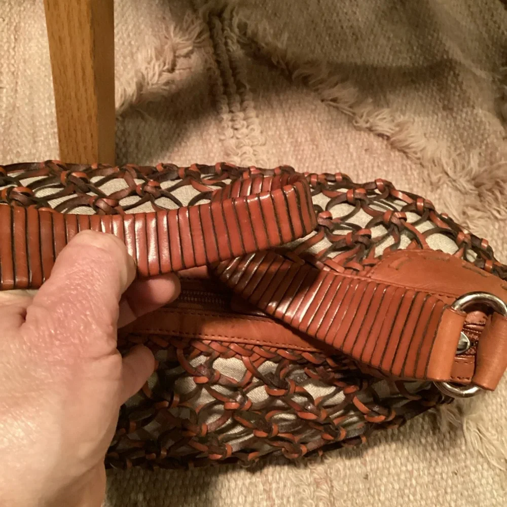 COLE HAAN DARA COLLECTION BROWN LEATHER WOVEN HANDBAG - Picture 7 of 13